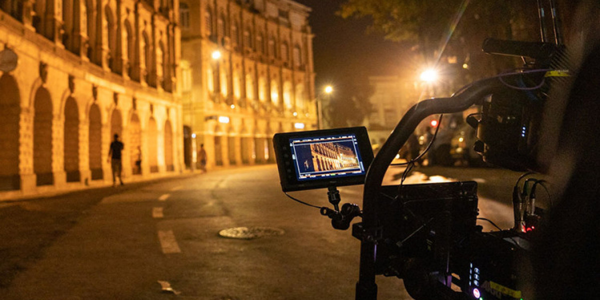 Gypsy: Netflix's New Psychological Thriller