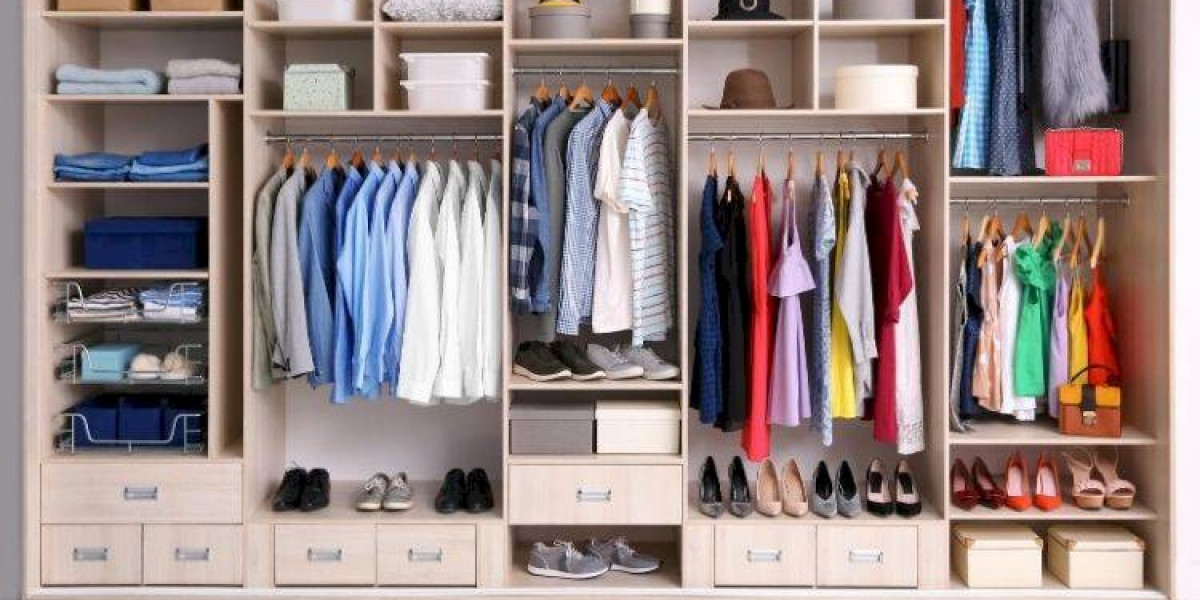 How Fitted Wardrobes Can Store Your Clothes Perfectly