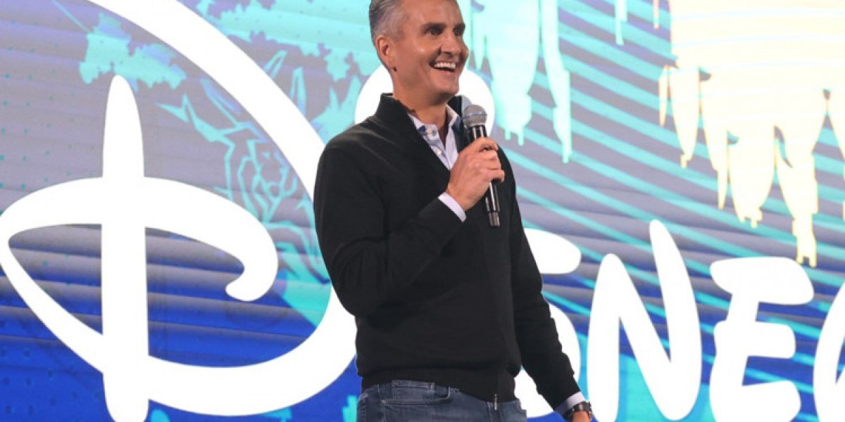 Disney's New Era: D'Amaro's Leadership Challenges