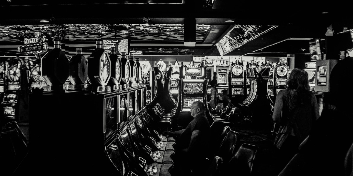 Bónuszok az online kaszinókban: Hogyan válasszunk megfelelő ajánlatokat a legjobb pénzkereseti lehetőségekhez?