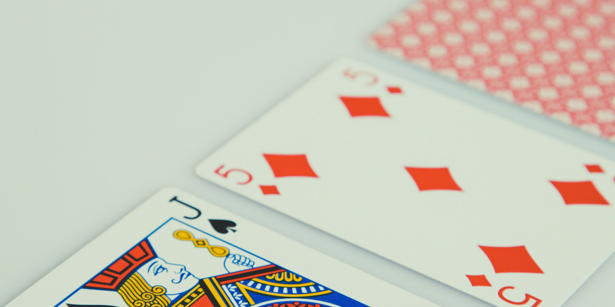 De mest populære online casinospil i 2025: Hvad bør du spille for at maksimere dine vinderchancer?