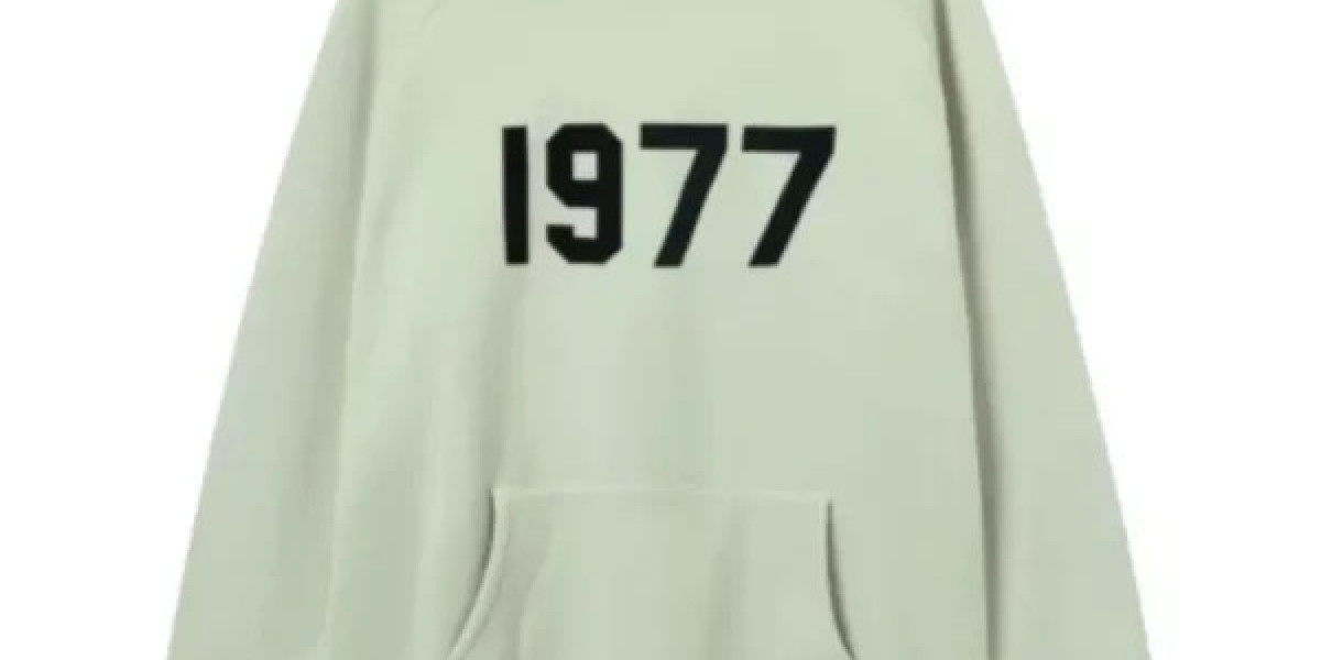 Essentials: A Simple Guide to Understanding Everyday Style, Comfort, and Meaning