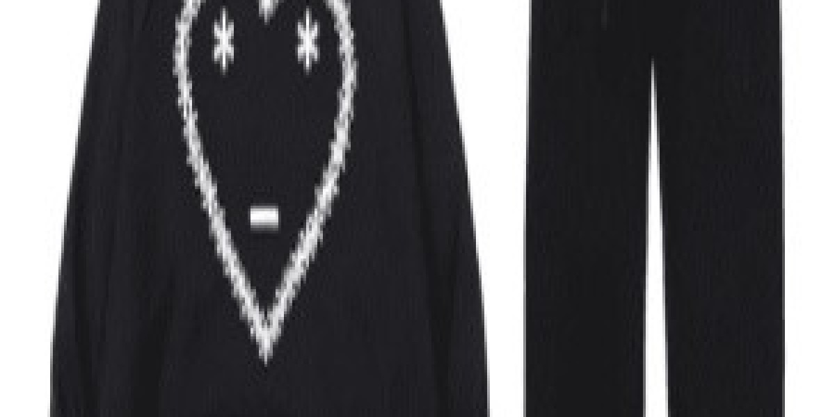 Carsicko Clothing: Redefining Urban Streetwear with Style and Comfort