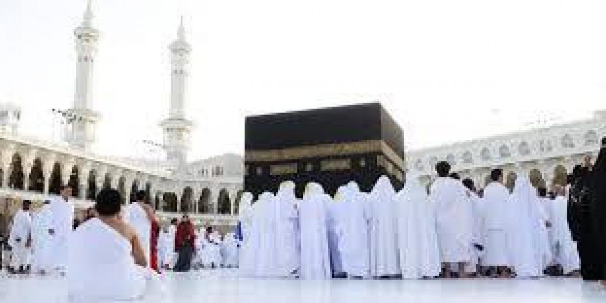Umrah Package Cost from London in 2026 – Full Price Breakdown