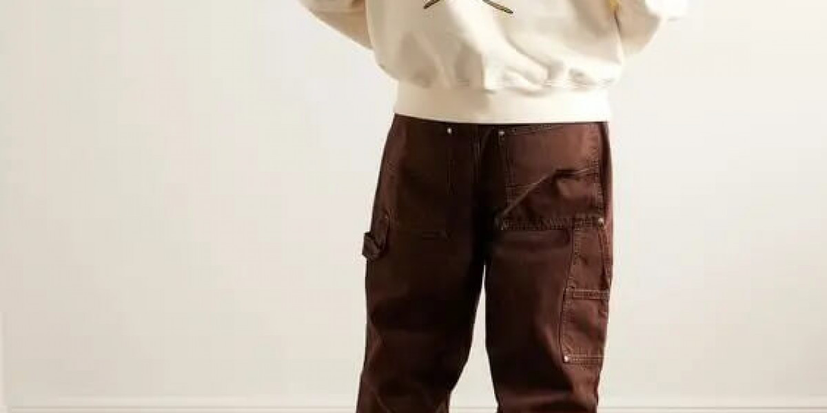 Why Rhude Sweatpants and Rhude Clothing Are Trending Online