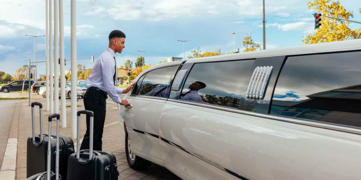 Why Pre-Booking An Airport Car Service Saves You Time At LAX