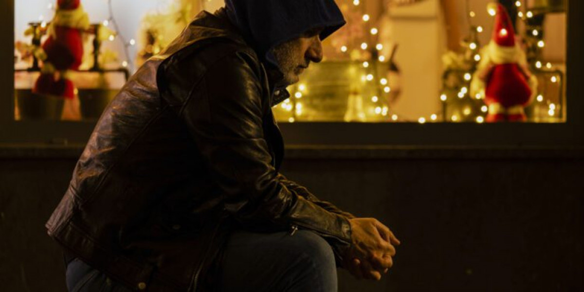 Paper Prepaid Cards: Eco-Friendly Aid for Meals