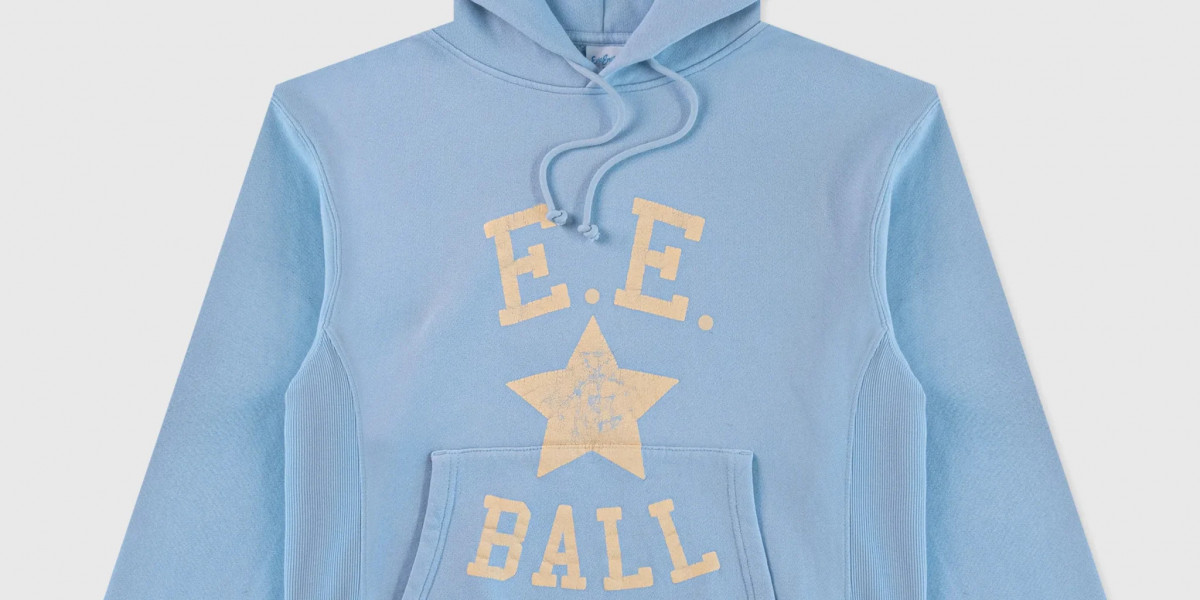 How to Start Your Own Streetwear Clothing Collection