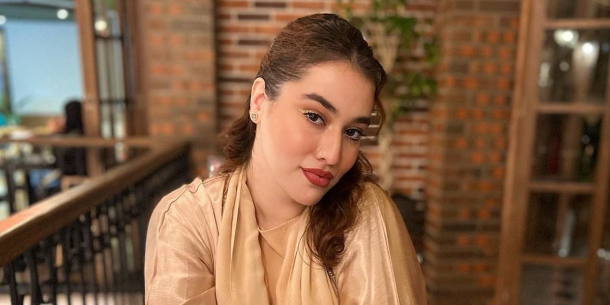 Book Ajman Escorts Online – Discreet and Luxury Escort Girls