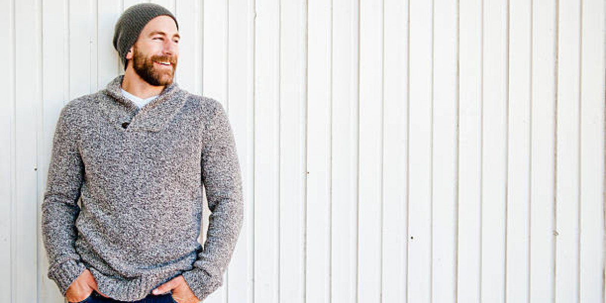 Streetwear Outfit Ideas for Fall: Layer Your Streetwear Brands Hoodie Like a Pro