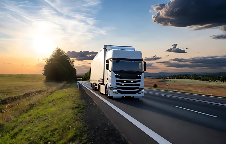 Truck Accident Lawyer in Arizona | Orange Law Expert Legal Help