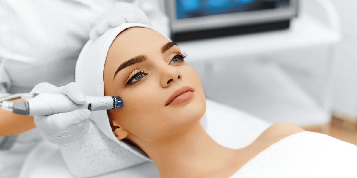 The Science Behind HydraFacials and Why They’re Popular in Scottsdale